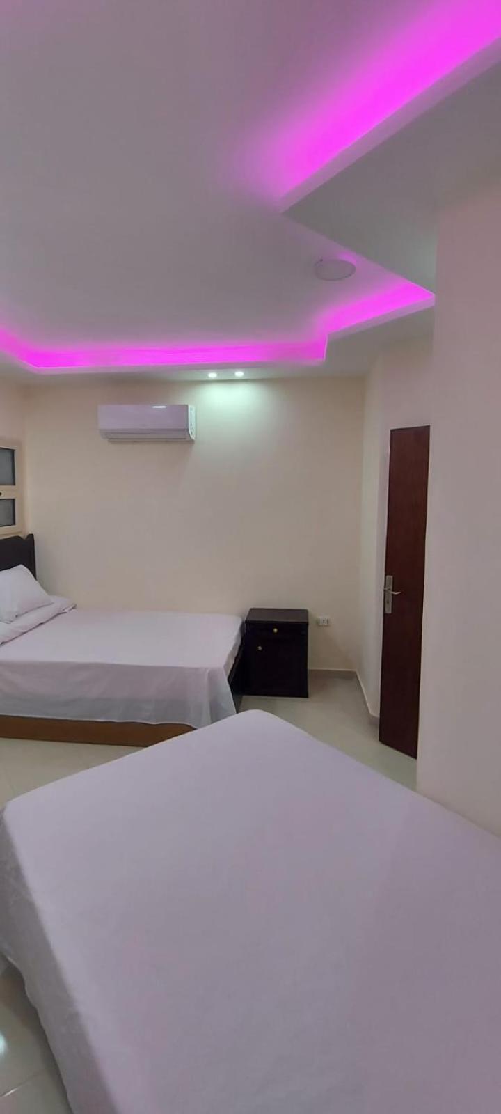 Casablanca Beach For Families And Couples Only Apart otel Hurgada Oda fotoğraf